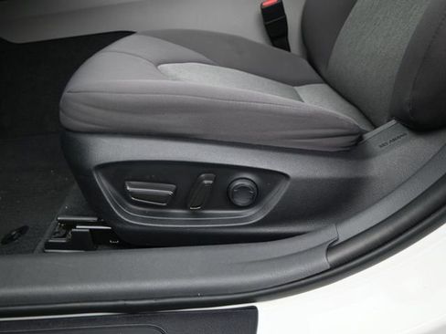 Used 2023 Toyota Camry LE image 11