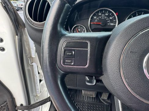 Used 2014 Jeep Wrangler Sport w/ Quick Order Package 24S AWD/4WD image 15