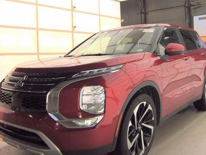 Used 2024 Mitsubishi Outlander SE