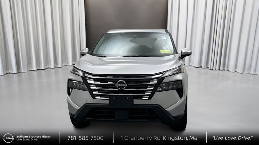 Certified 2025 Nissan Rogue SV AWD/4WD image 2