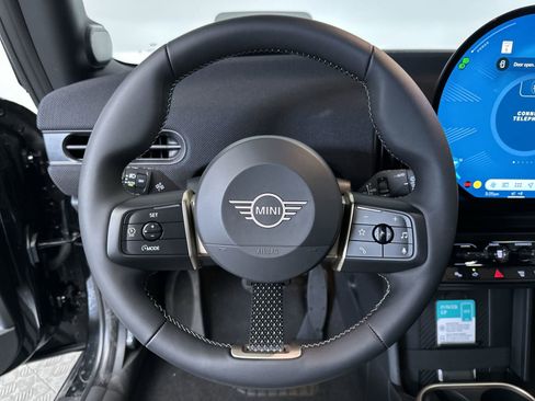 New 2026 MINI Cooper 2-Door Hardtop FWD image 16