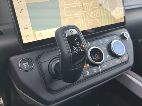 New 2026 Land Rover Defender 110 X AWD/4WD image 34