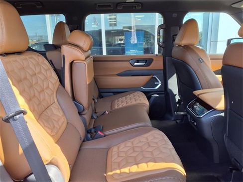 New 2026 Nissan Armada Platinum Reserve image 7