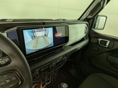 Certified 2025 Jeep Wrangler Unlimited Sport S 4xe image 24