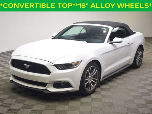 Used 2017 Ford Mustang Premium image 3