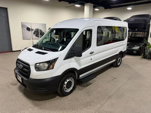 Used 2020 Ford Transit 150 Medium Roof image 4