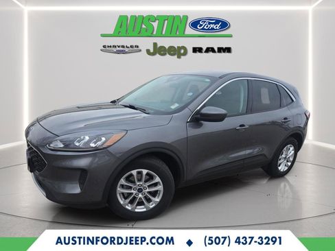 Certified 2021 Ford Escape SE image 1