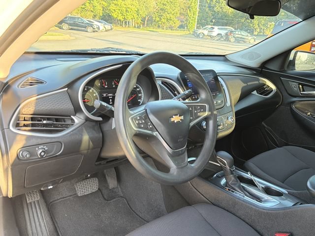 Used 2022 Chevrolet Malibu LS w/ Driver Confidence Package II FWD image 10