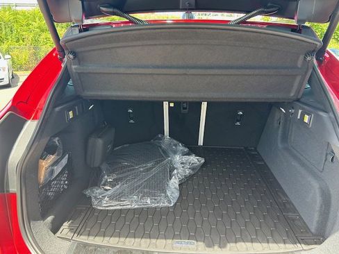 New 2026 Jaguar F-PACE R-Dynamic S image 13