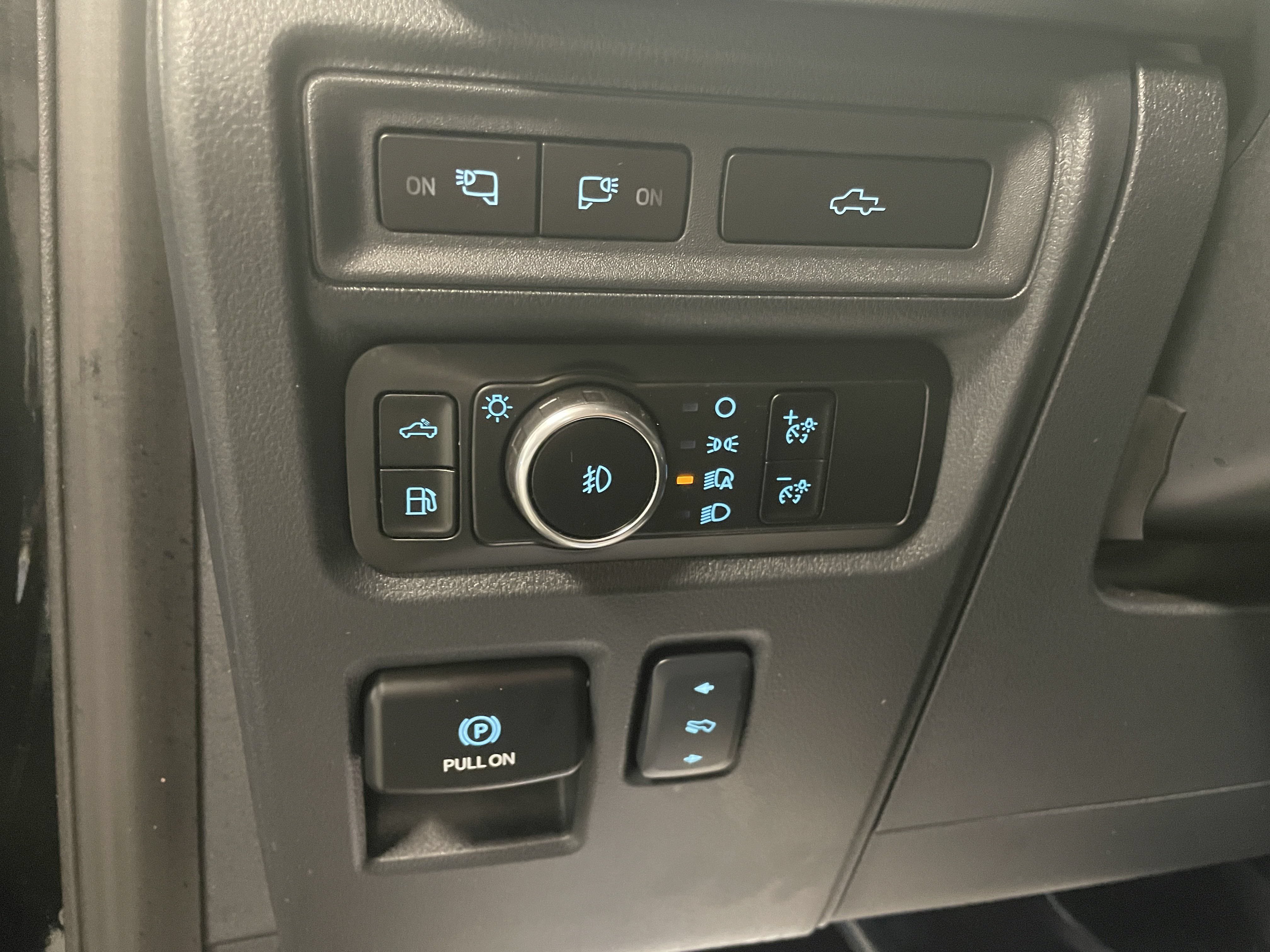 Used 2024 Ford F150 Platinum AWD/4WD image 22