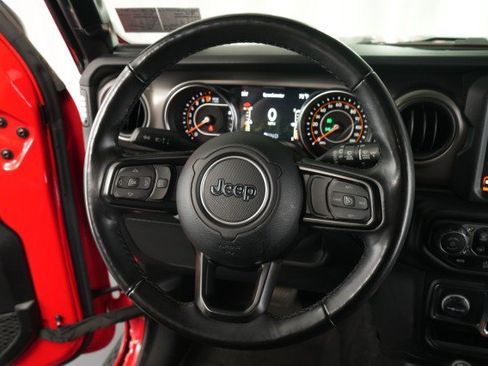 Used 2022 Jeep Wrangler Unlimited Sport w/ Sun And Sound Package AWD/4WD image 33