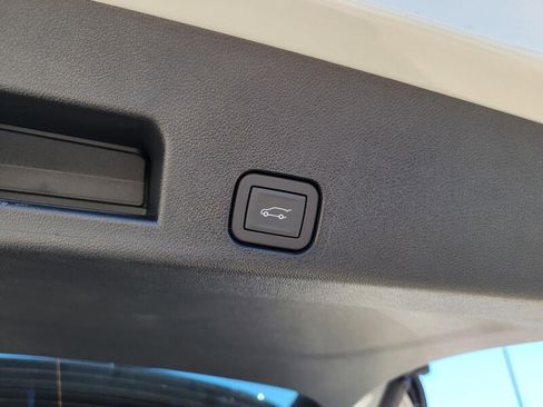 New 2026 Buick Enclave Preferred w/ Power Package image 9