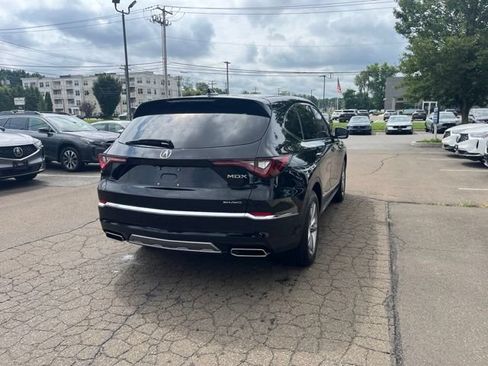 Used 2025 Acura MDX SH-AWD image 11