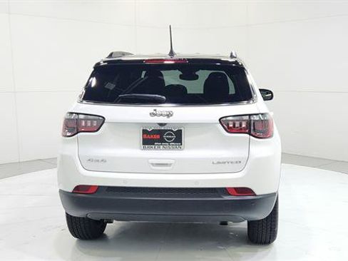 Used 2025 Jeep Compass Limited image 7