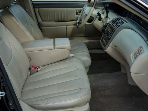 Used 2004 Toyota Avalon XLS image 36