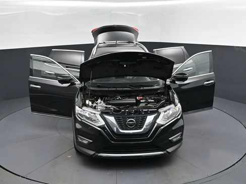 Used 2018 Nissan Rogue SL FWD image 52
