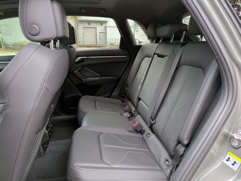 Certified 2023 Audi Q3 2.0T Premium Plus w/ Premium Plus Package image 30