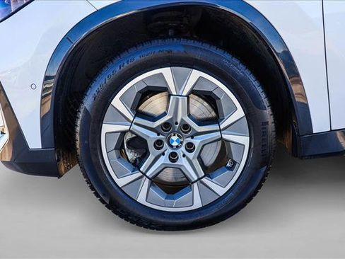 Used 2025 BMW X1 xDrive28i w/ Convenience Package image 9