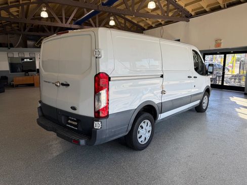 Used 2016 Ford Transit 250 130 Low Roof RWD image 7