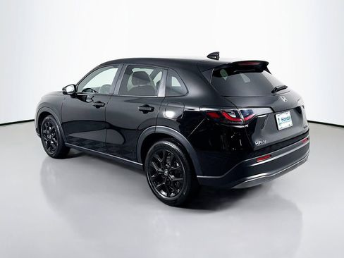 Certified 2025 Honda HR-V Sport image 5