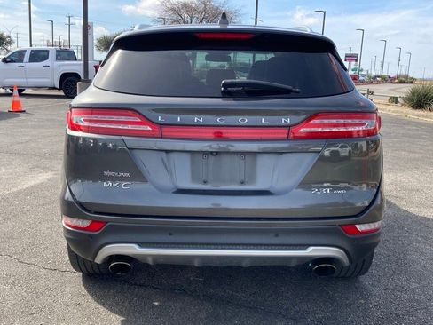 Used 2017 Lincoln MKC Reserve image 6