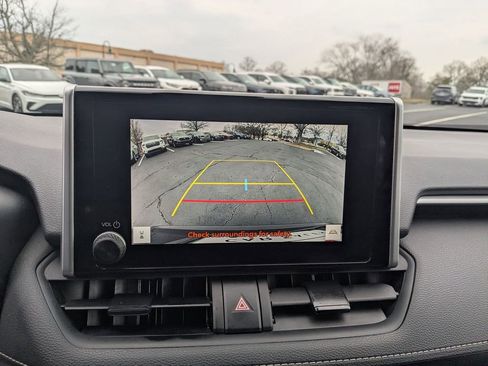 Used 2024 Toyota RAV4 LE image 20