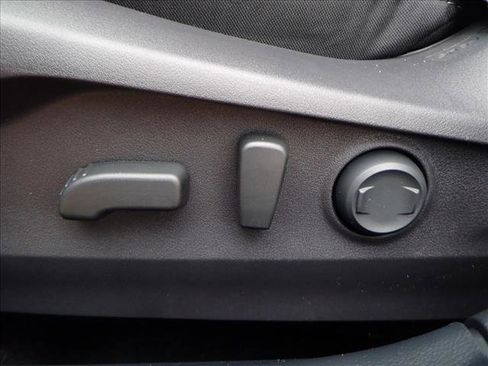 New 2025 Subaru Outback Premium image 13