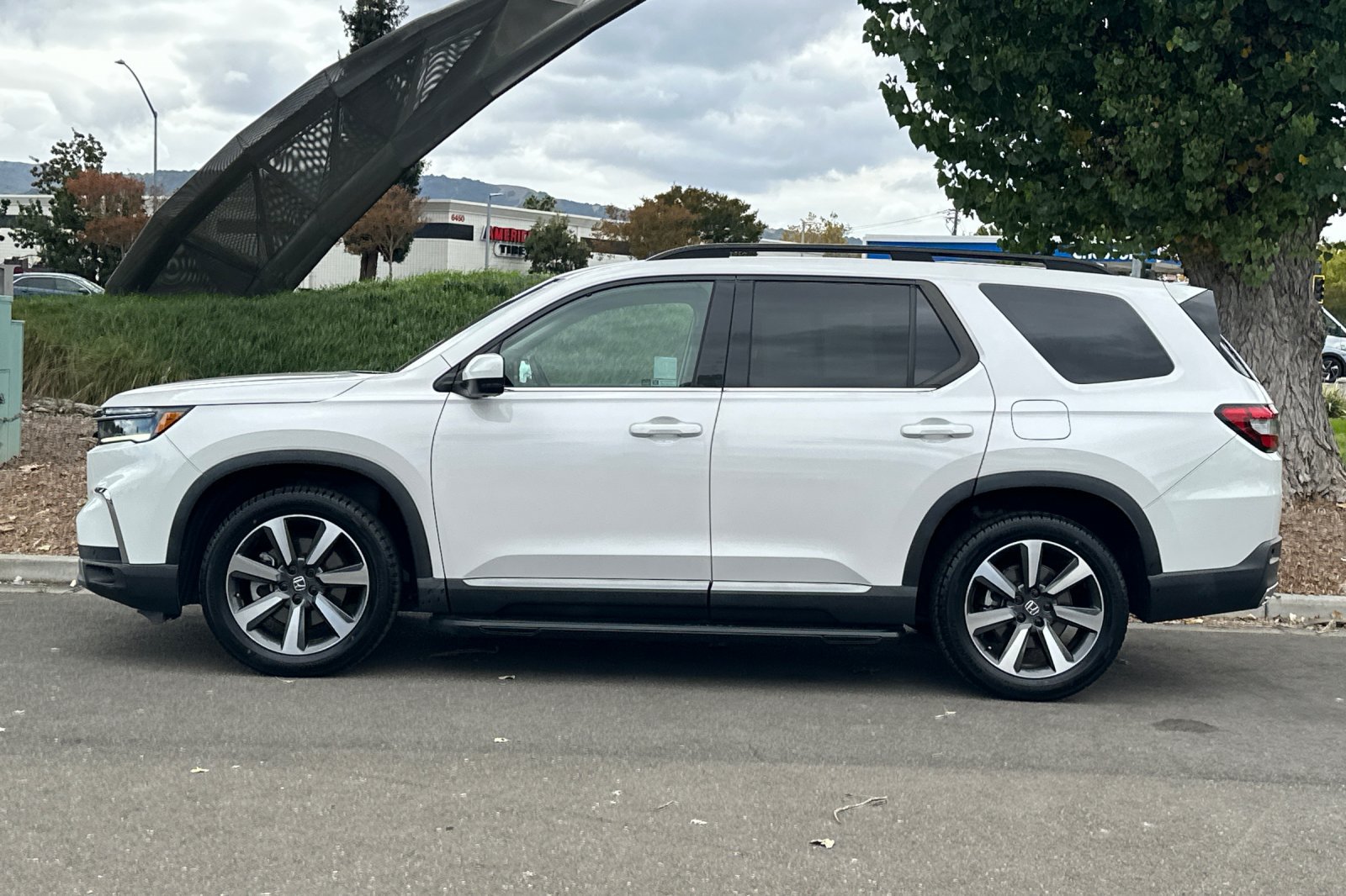Certified 2023 Honda Pilot Elite image 7