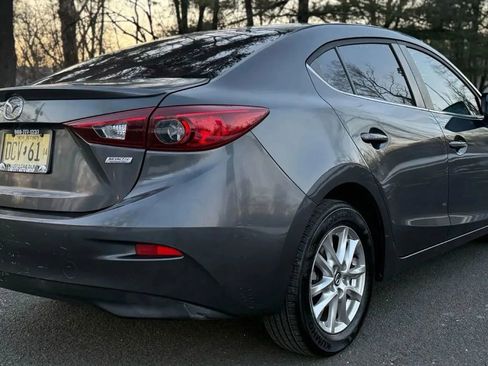 Used 2014 MAZDA MAZDA3 i Touring image 6