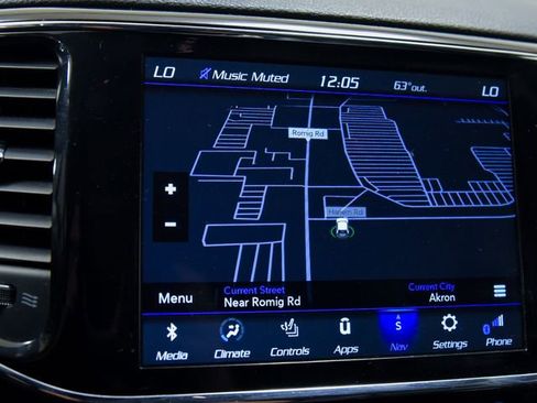 Used 2022 Jeep Grand Cherokee Laredo X image 22