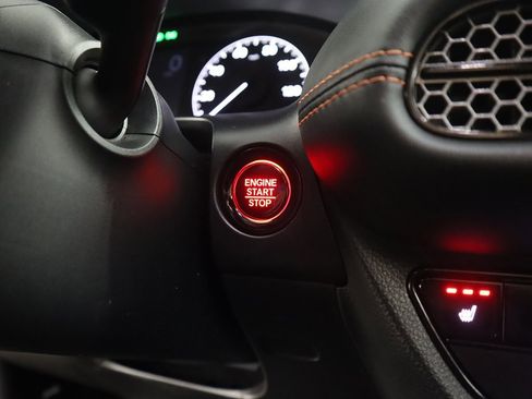 Used 2024 Honda HR-V Sport image 39