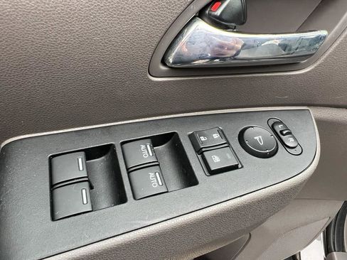 Used 2016 Honda Odyssey EX image 16