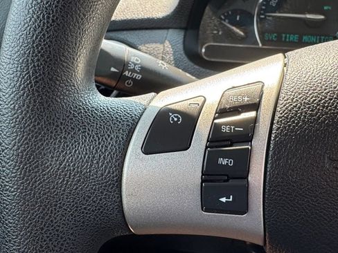 Used 2009 Chevrolet HHR LT FWD image 29