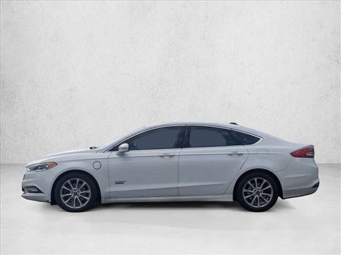 Used 2017 Ford Fusion Energi SE FWD image 8