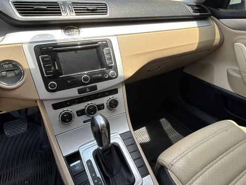 Used 2013 Volkswagen CC Sport Plus FWD image 11