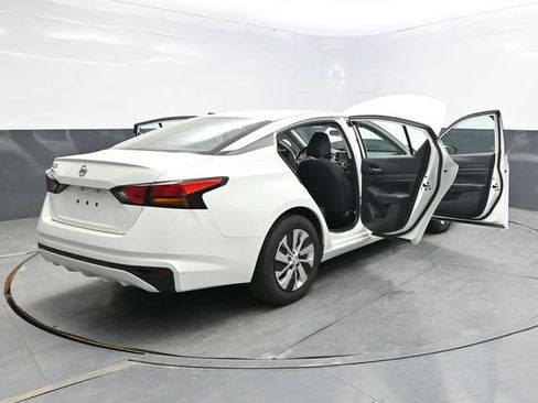 Used 2021 Nissan Altima 2.5 S FWD image 54