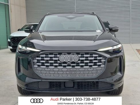 Used 2025 Audi Q5 Premium Plus w/ Premium Plus AWD/4WD image 5