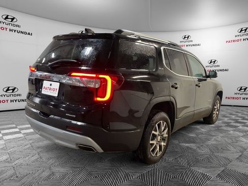 Used 2023 GMC Acadia SLE w/ Driver Convenience Package image 4