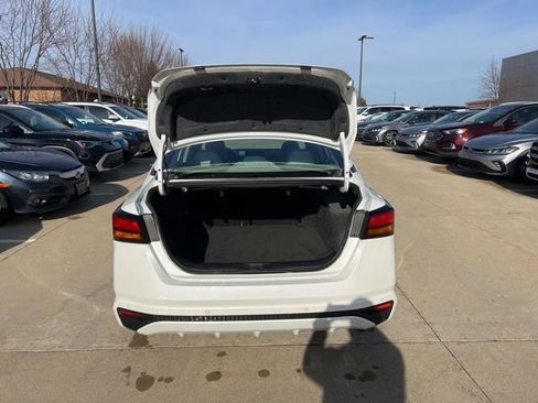 Used 2024 Nissan Altima 2.5 SV image 9
