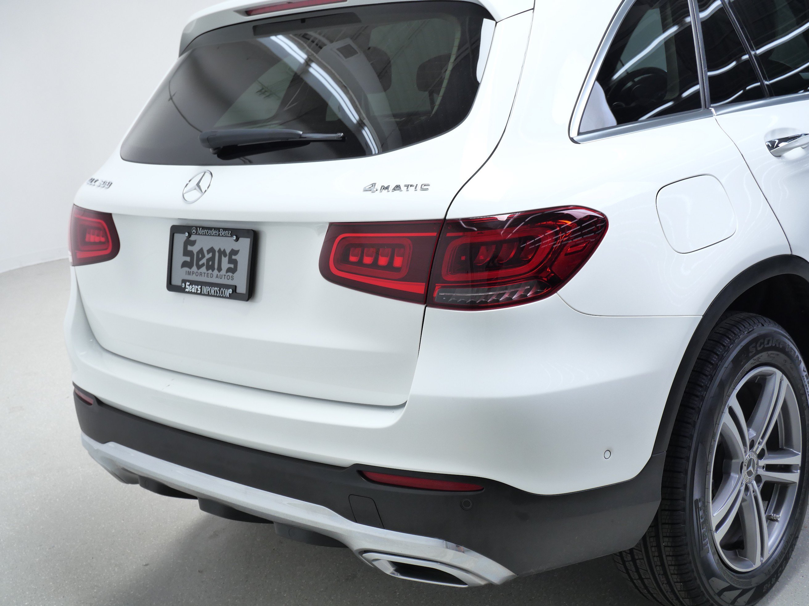 Used 2021 Mercedes-Benz GLC 300 4MATIC image 5