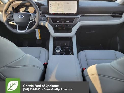 New 2026 Ford Explorer Platinum w/ LUX Leather Package image 15