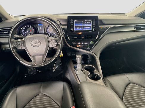 Used 2021 Toyota Camry SE FWD image 17
