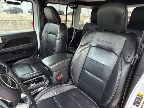 Used 2021 Jeep Wrangler Unlimited Sahara w/ LED Lighting Group AWD/4WD image 14