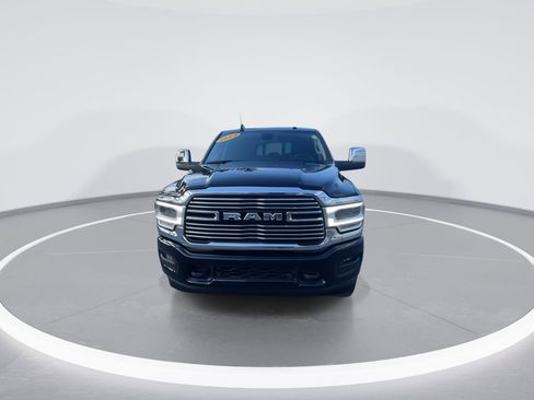 Used 2024 RAM 2500 Laramie AWD/4WD image 5