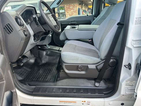 Used 2013 Ford F450 XL w/ PWR Equipment Group image 4