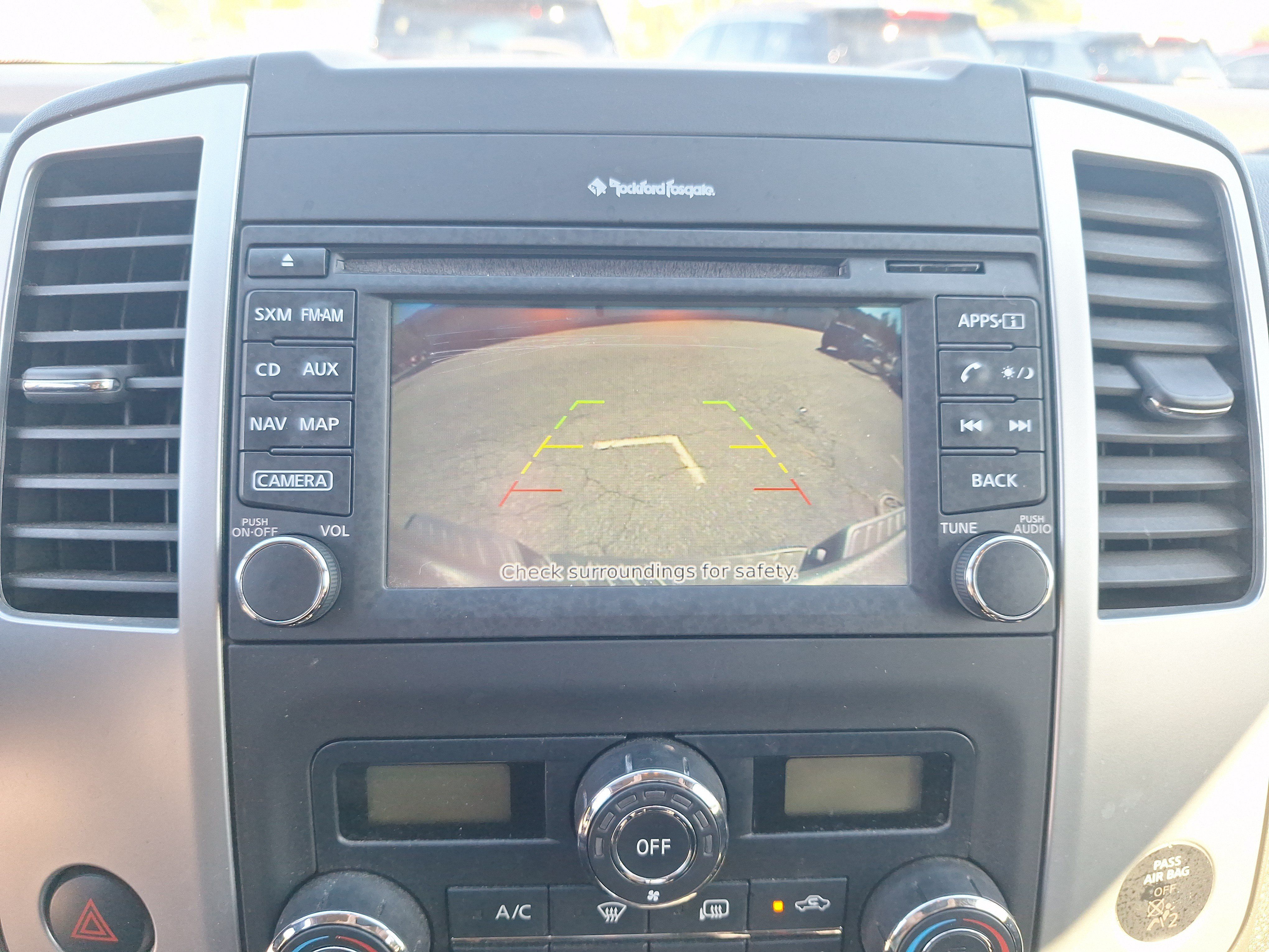 Used 2020 Nissan Frontier PRO-4X w/ Pro-4x Utility Package AWD/4WD image 15