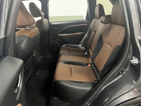 Used 2025 Subaru Forester Touring w/ Popular Package - Touring image 12