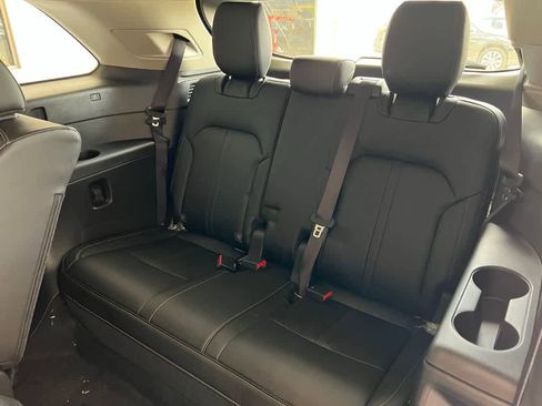 Used 2025 MAZDA CX-90 3.3 Turbo w/ Preferred Package image 20