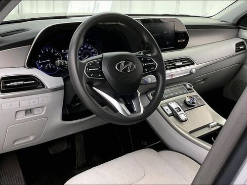 Used 2021 Hyundai Palisade SE AWD/4WD image 16