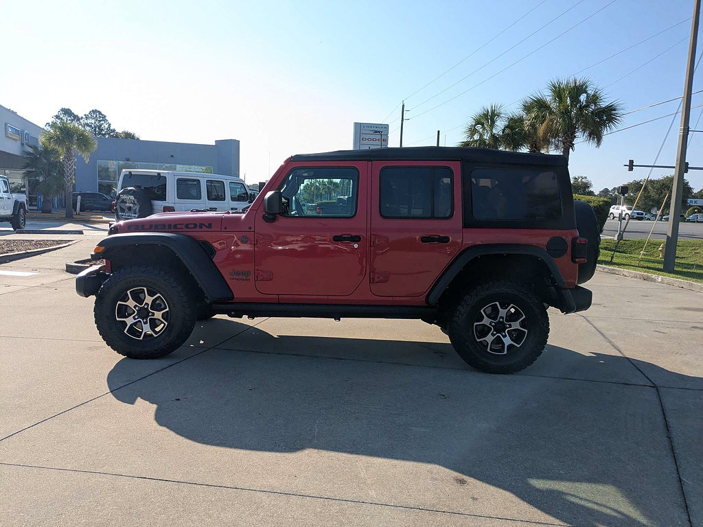 Certified 2022 Jeep Wrangler Unlimited Rubicon w/ LED Lighting Group AWD/4WD image 6